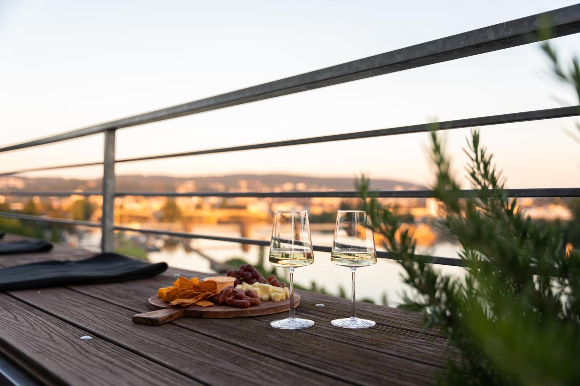Penthouse Wohnung Mit Schoenem Moselblick In Metternich Koblenz  Exterior photo