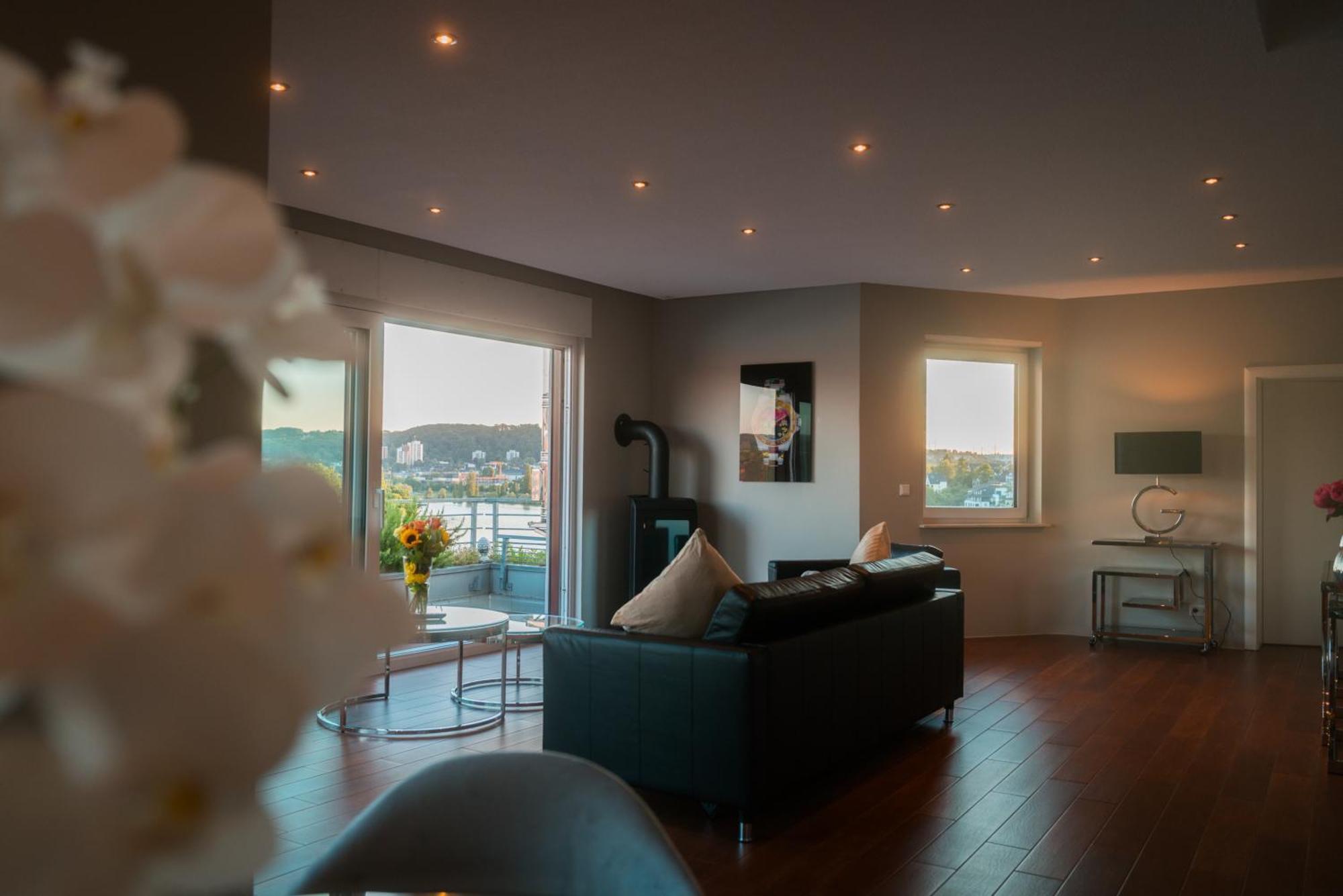 Penthouse Wohnung Mit Schoenem Moselblick In Metternich Koblenz  Exterior photo