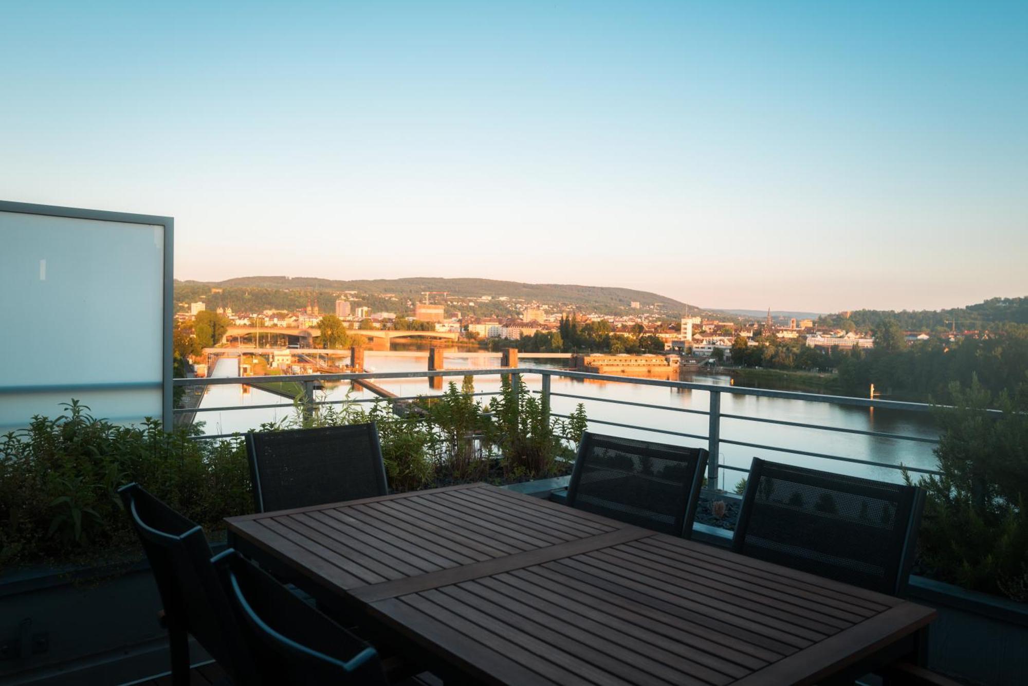 Penthouse Wohnung Mit Schoenem Moselblick In Metternich Koblenz  Exterior photo